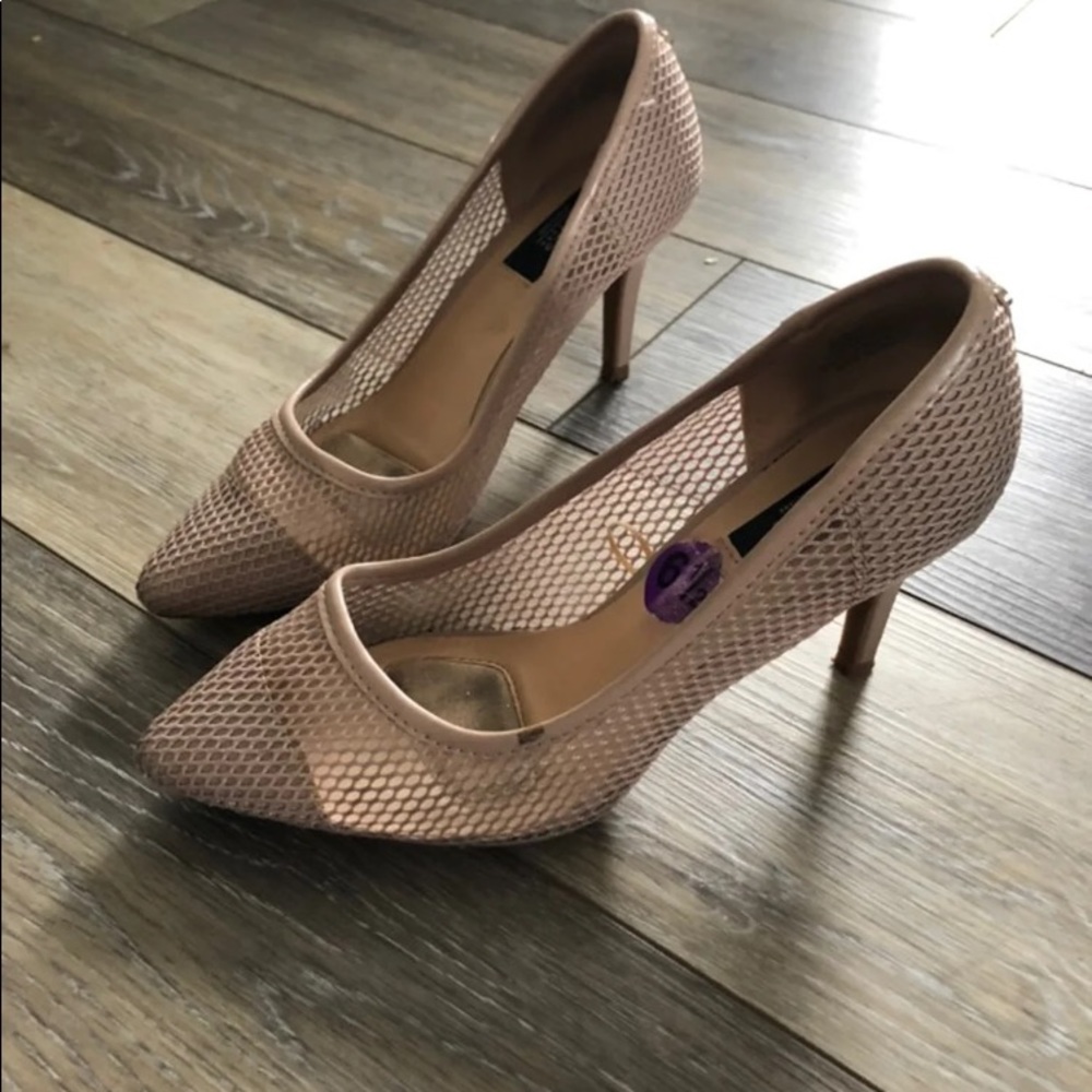 Mauve light pink Jones NY Heels 6.5